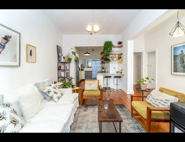 3 BEDROOM APARTMENT FOR SALE IN ORANJEZICHT